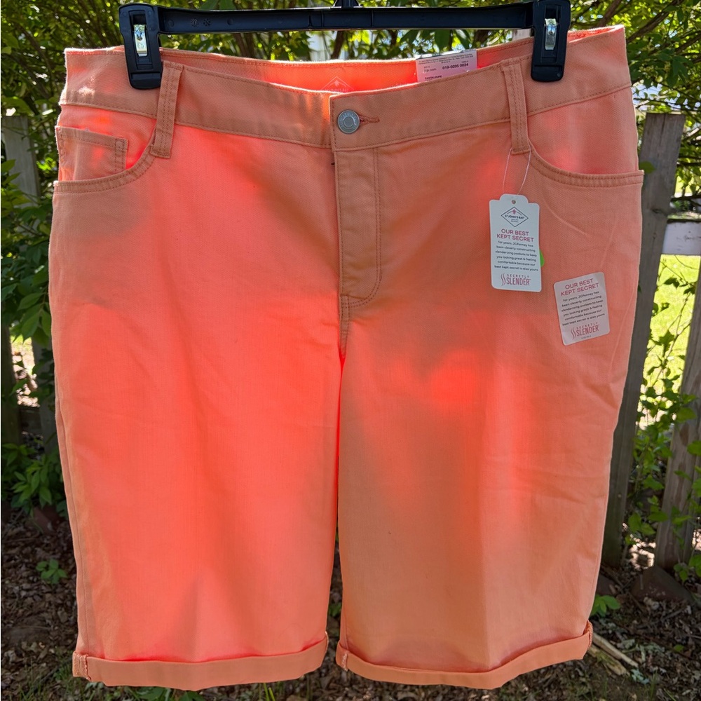 St. John Coral-Peach Stretch Bermuda Shorts